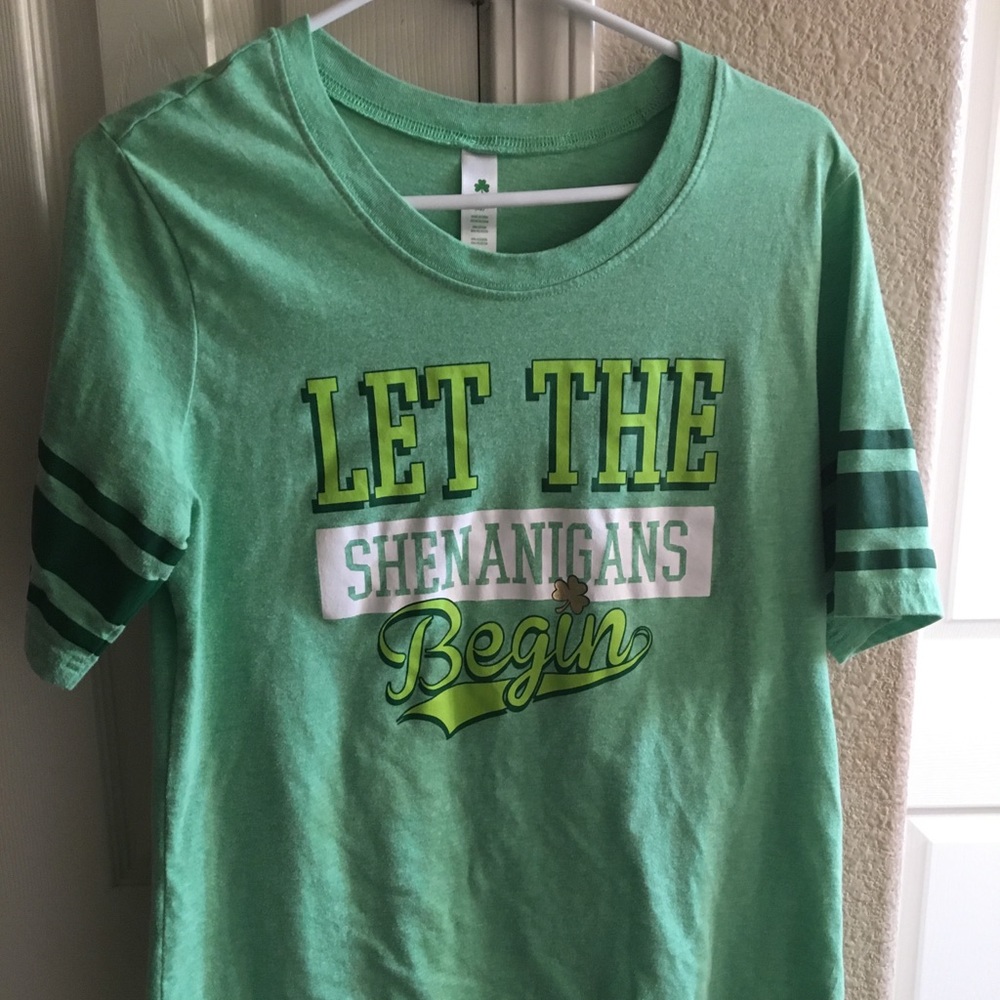 Green funny tee